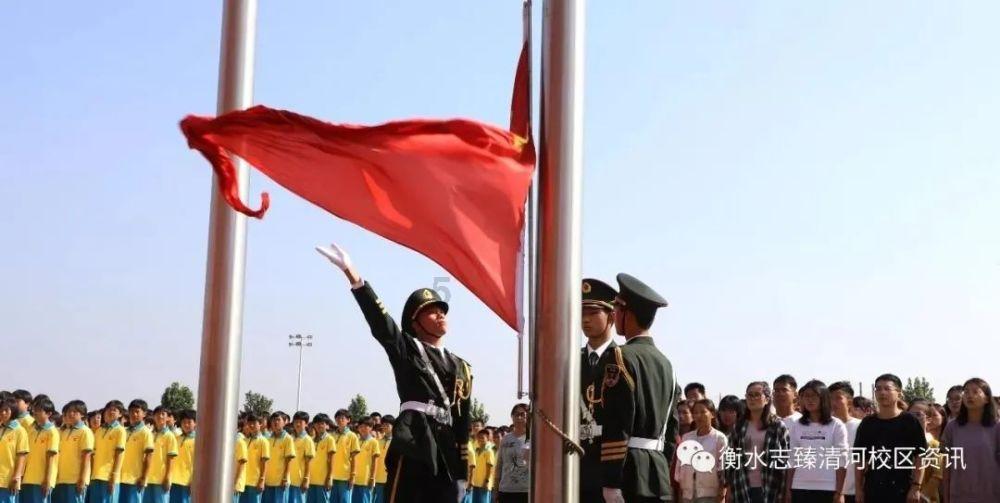 上海市公务员和深圳市公务员哪个更难考？游戏画面